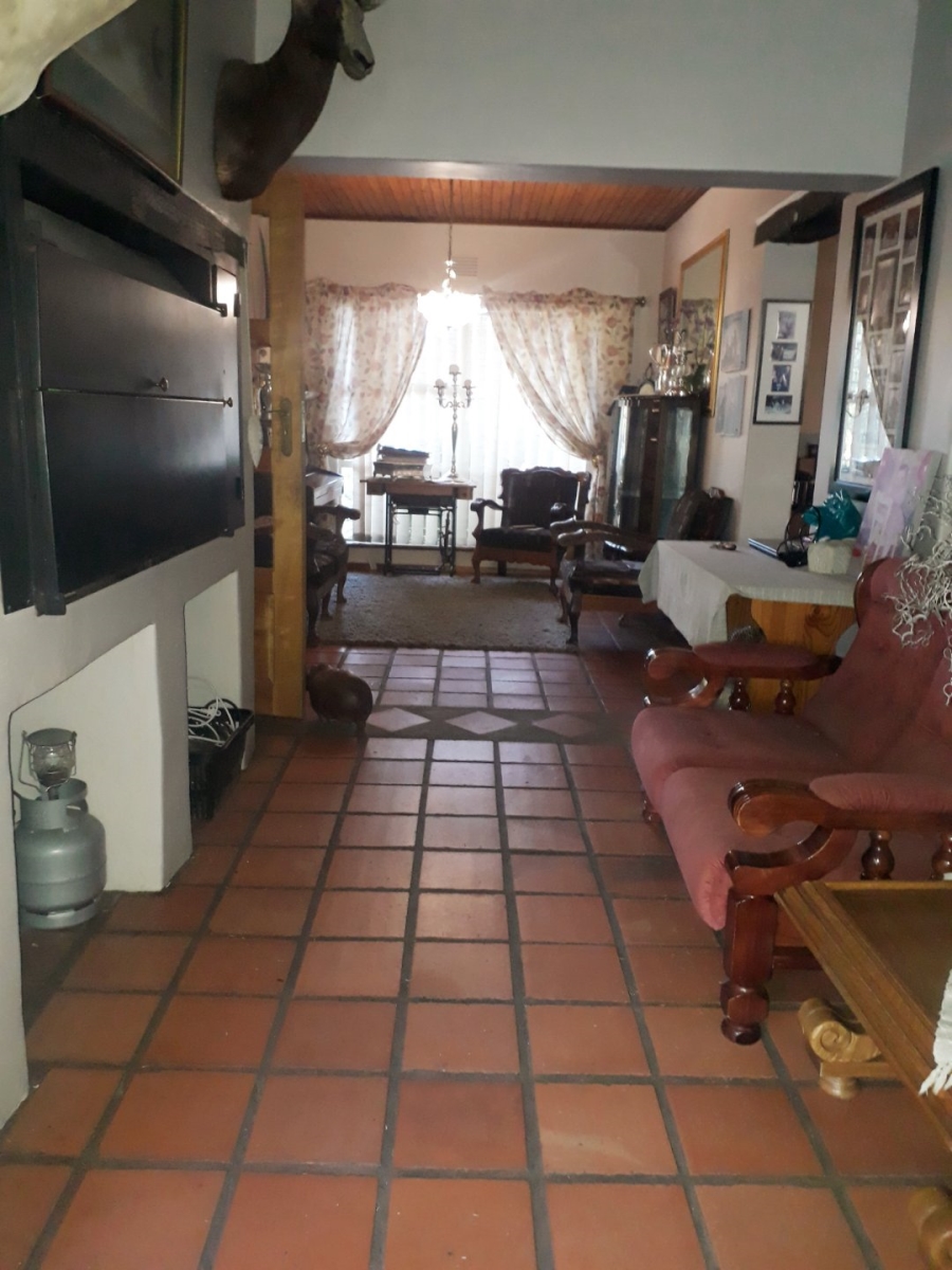 5 Bedroom Property for Sale in Sasolburg Free State